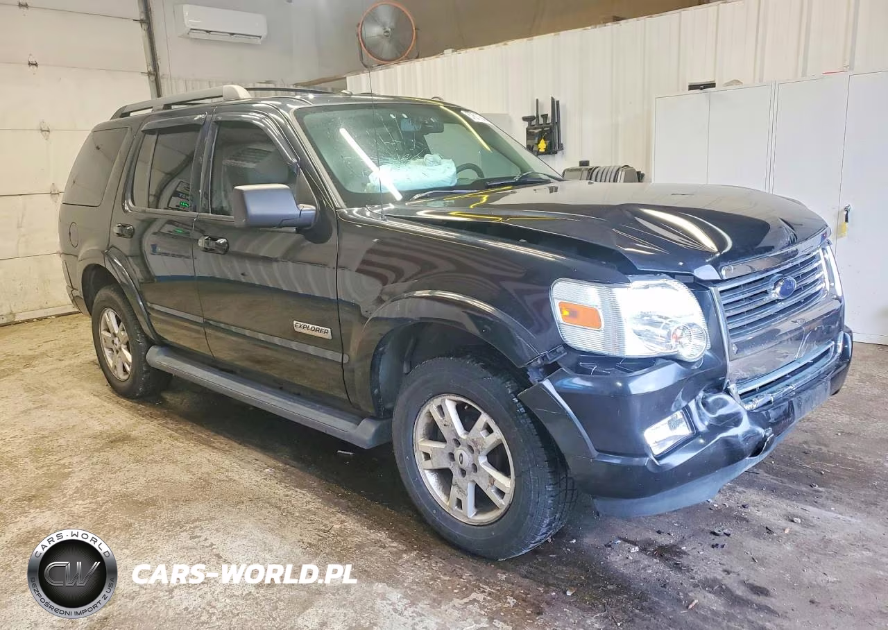2008 Ford Explorer Xlt VIN:1FMEU63E38UA67678 - 4