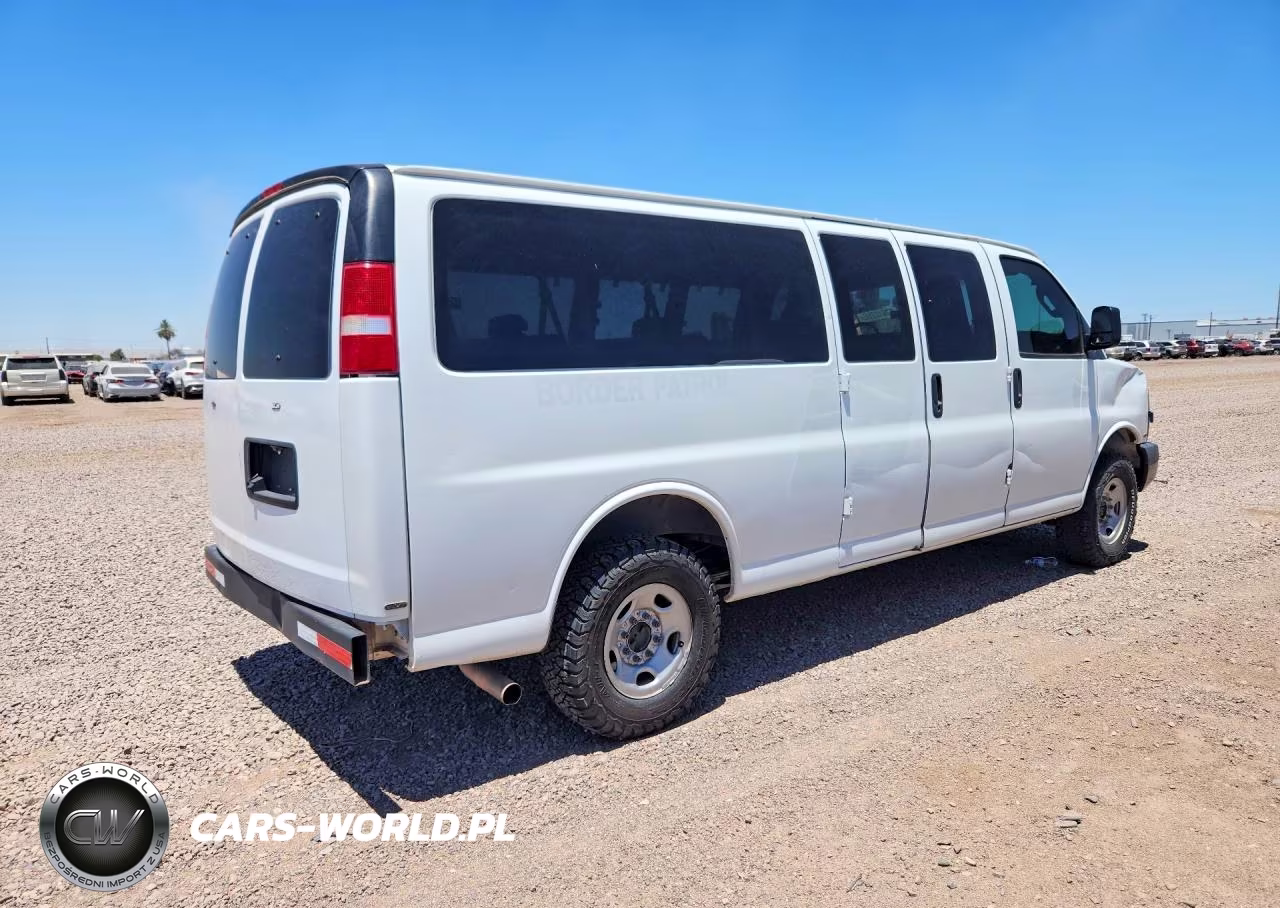 2020 Chevrolet Express G3500 Ls Passenger Van VIN:1GAZGNFG2L1275087 - 3