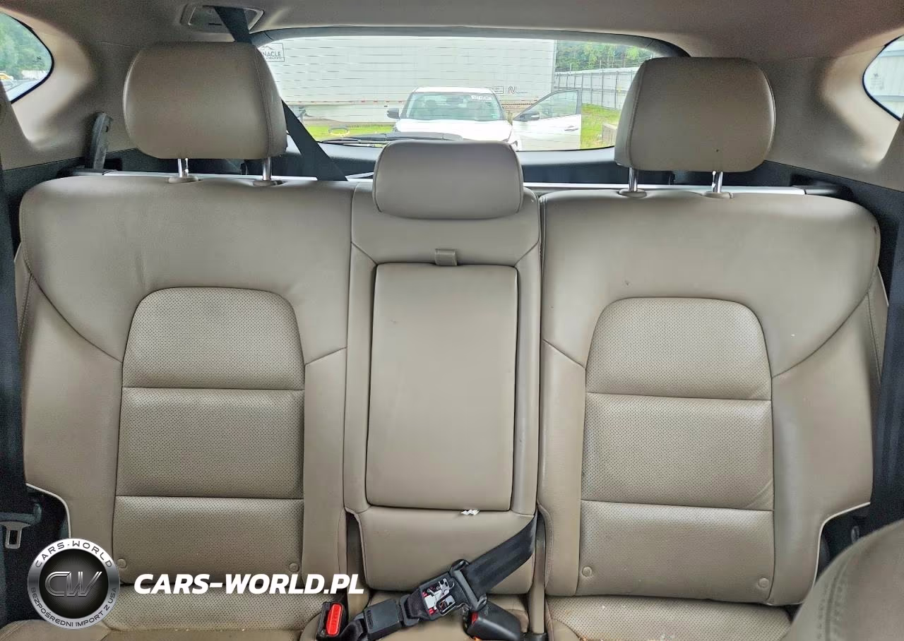 2019 Hyundai Tucson Ultimate VIN:KM8J3CAL5KU887074 - 10