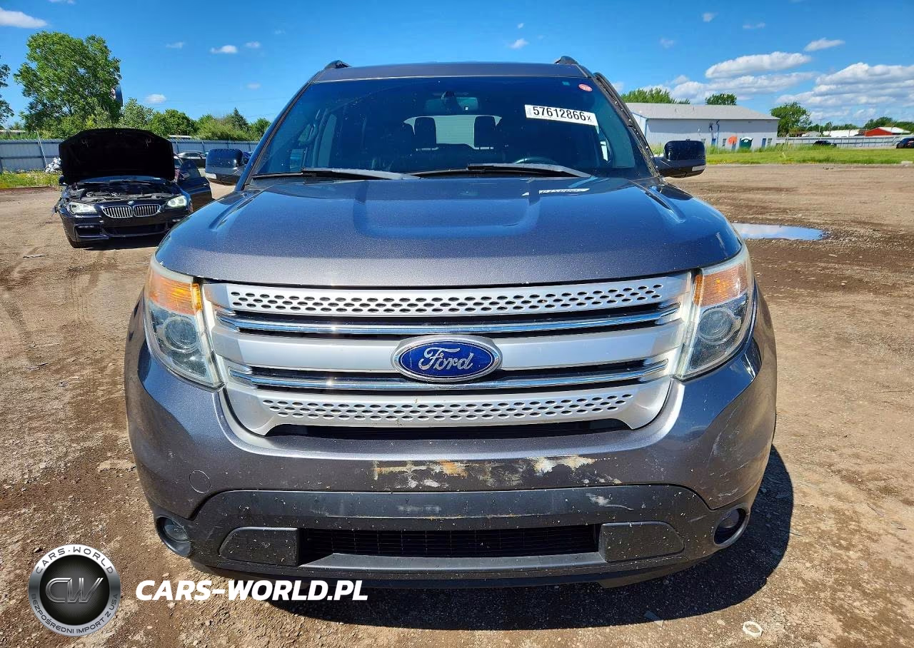 2014 Ford Explorer Xlt VIN:1FM5K8D82EGA52366 - 5