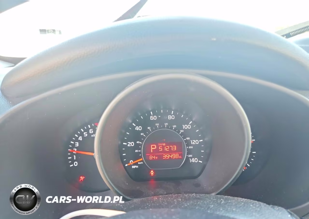 2015 Kia Soul + VIN:KNDJP3A52F7194302 - 9
