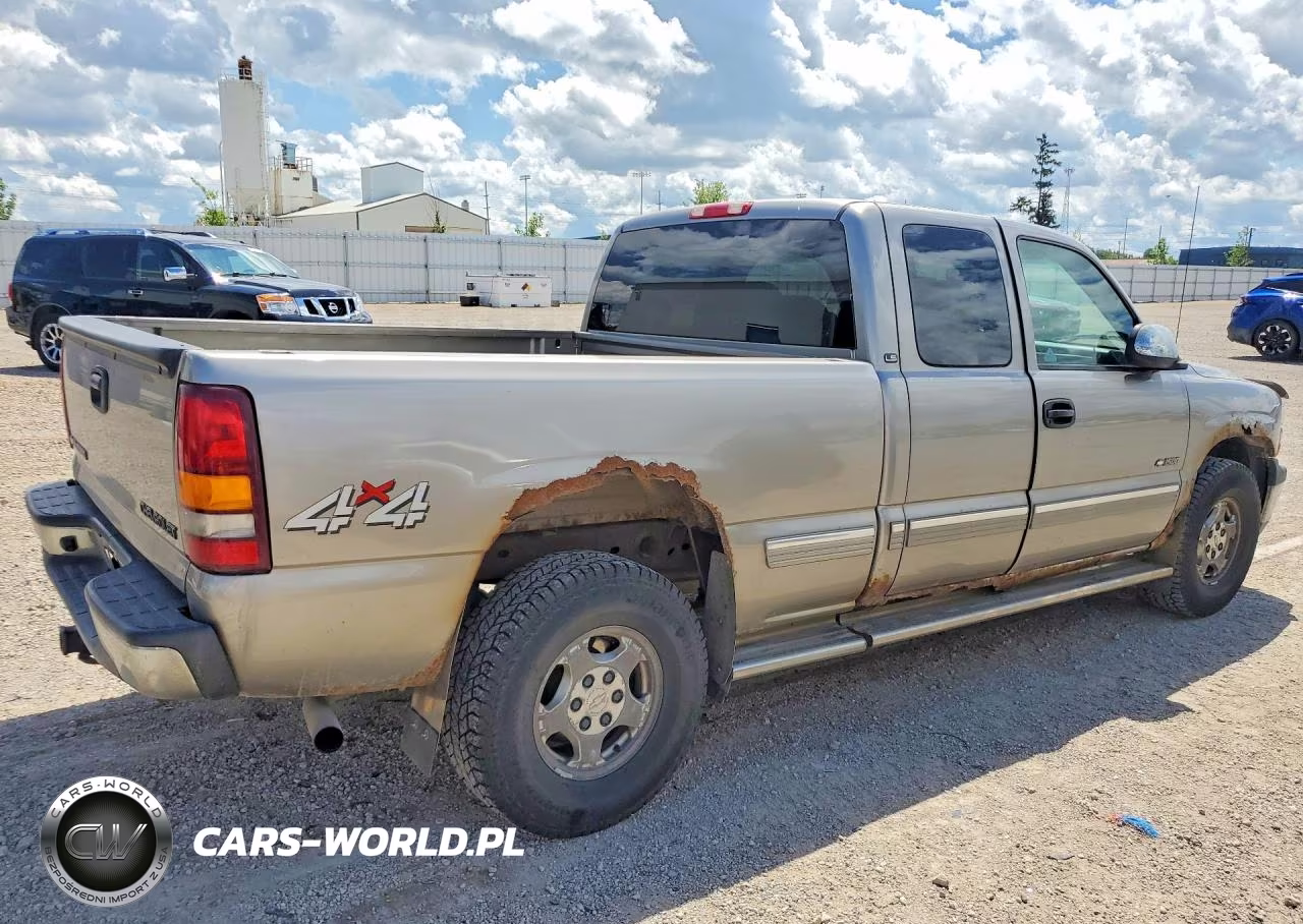 2001 Chevrolet Silverado K1500 VIN:2GCEK19T711326936 - 3