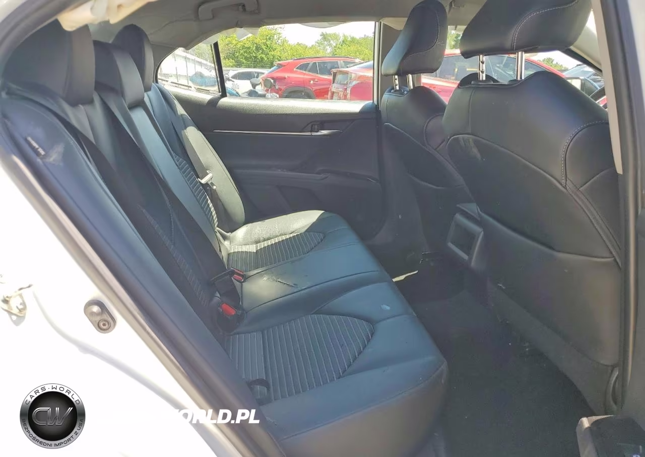 2020 Toyota Camry Se Nightshade VIN:4T1G11AK7LU390170 - 10