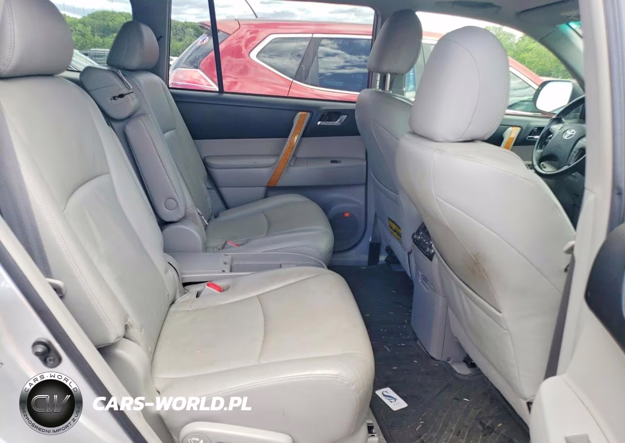 2010 Toyota Highlander Hybrid Limited VIN:JTEJW3EH1A2045744 - 11
