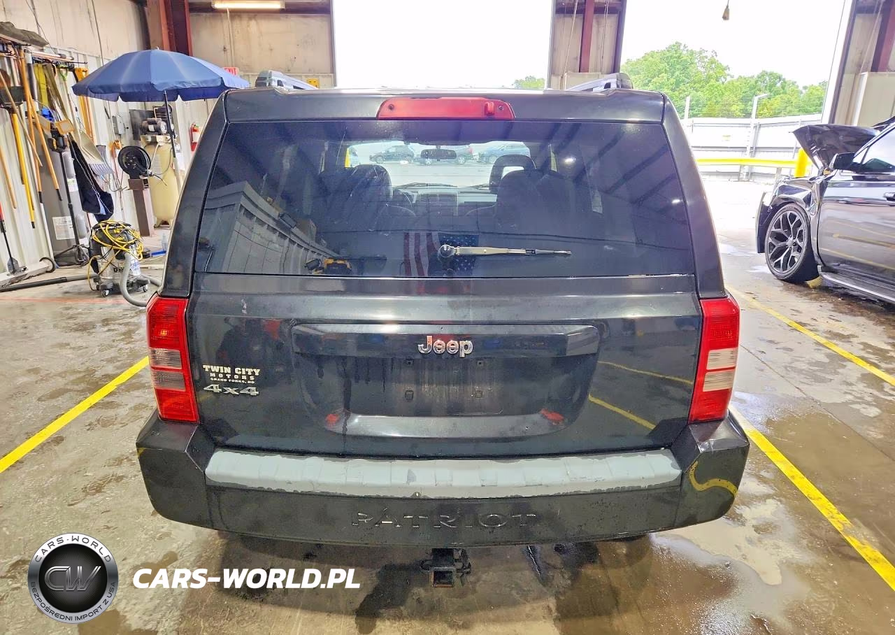 2008 Jeep Patriot Sport VIN:1J8FF28W18D607910 - 6