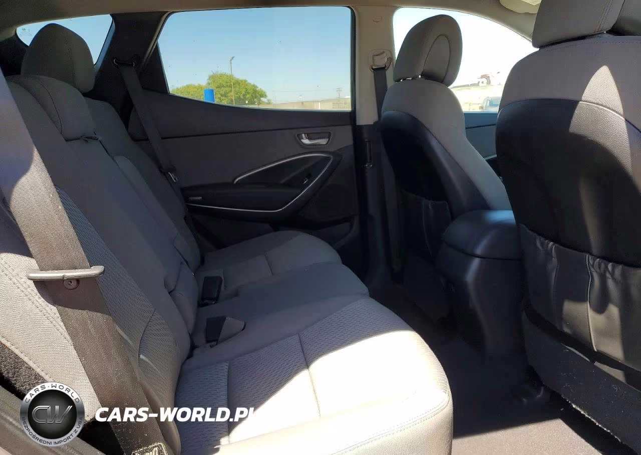 2018 Hyundai Santa Fe Sport 2.4L VIN:5NMZT3LB2JH071943 - 11