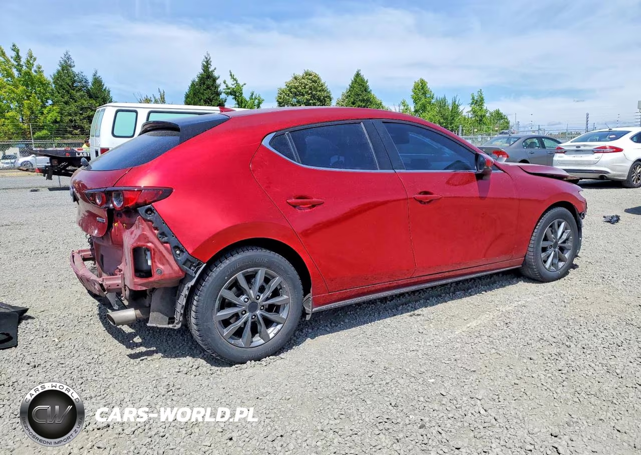 2019 Mazda 3 Preferred Plus VIN:JM1BPALM6K1109892 - 3