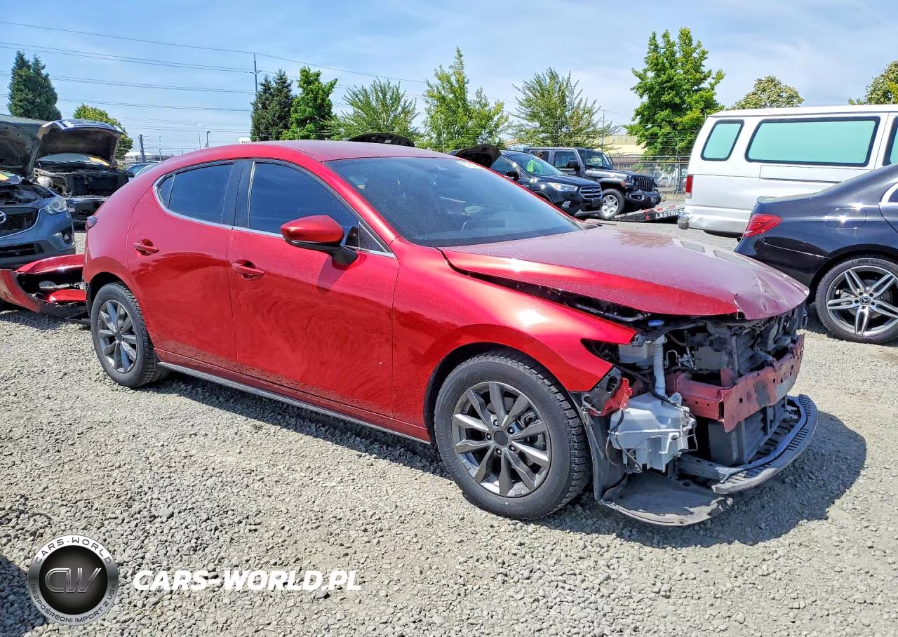 2019 Mazda 3 Preferred Plus VIN:JM1BPALM6K1109892 - 4