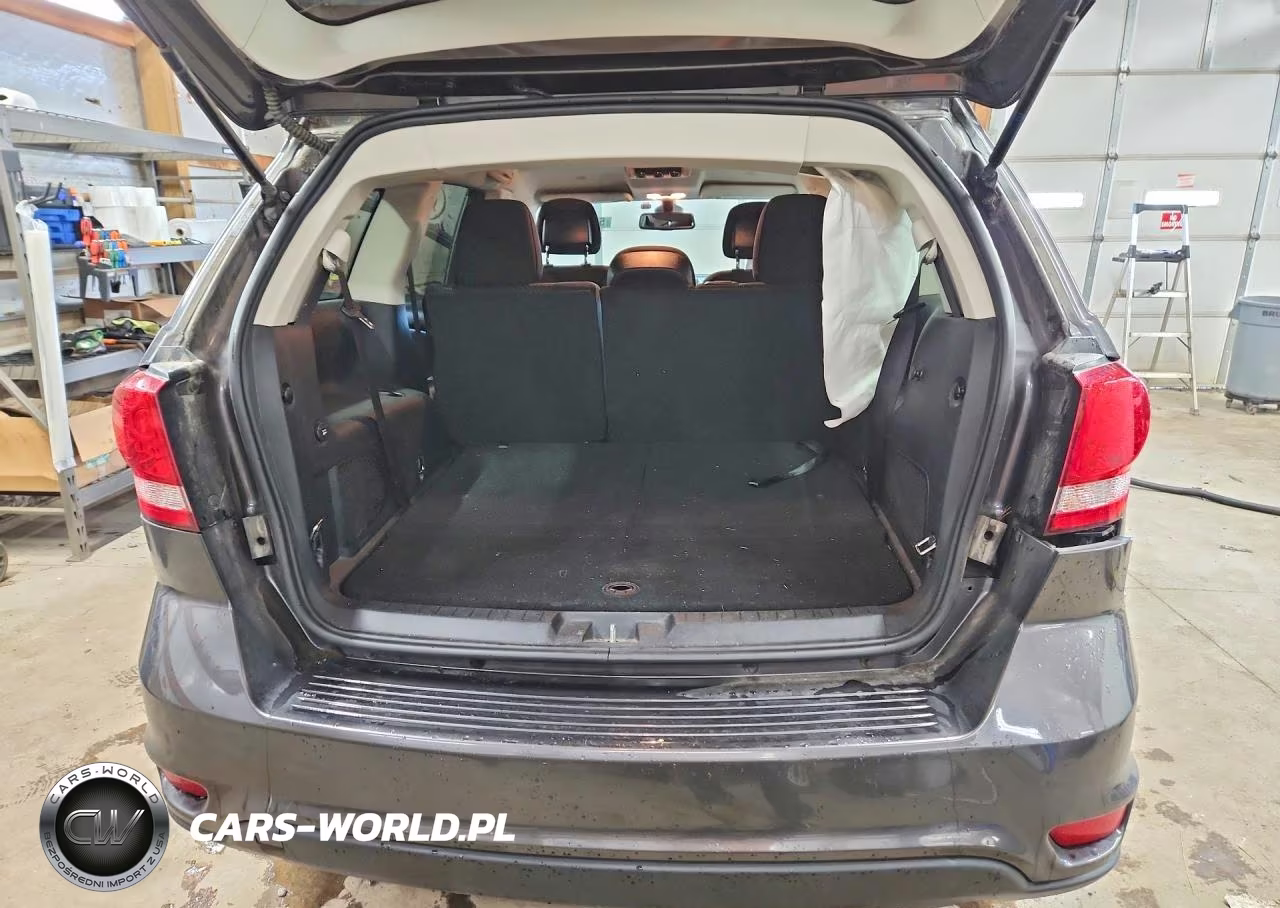 2019 Dodge Journey Se VIN:3C4PDCBB6KT758806 - 6