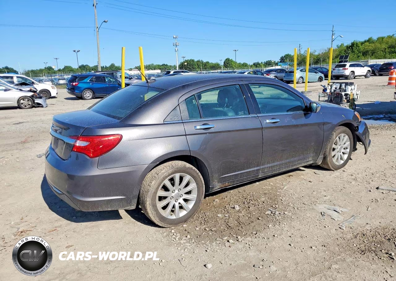 2014 Chrysler 200 Limited VIN:1C3CCBCG6EN193066 - 3