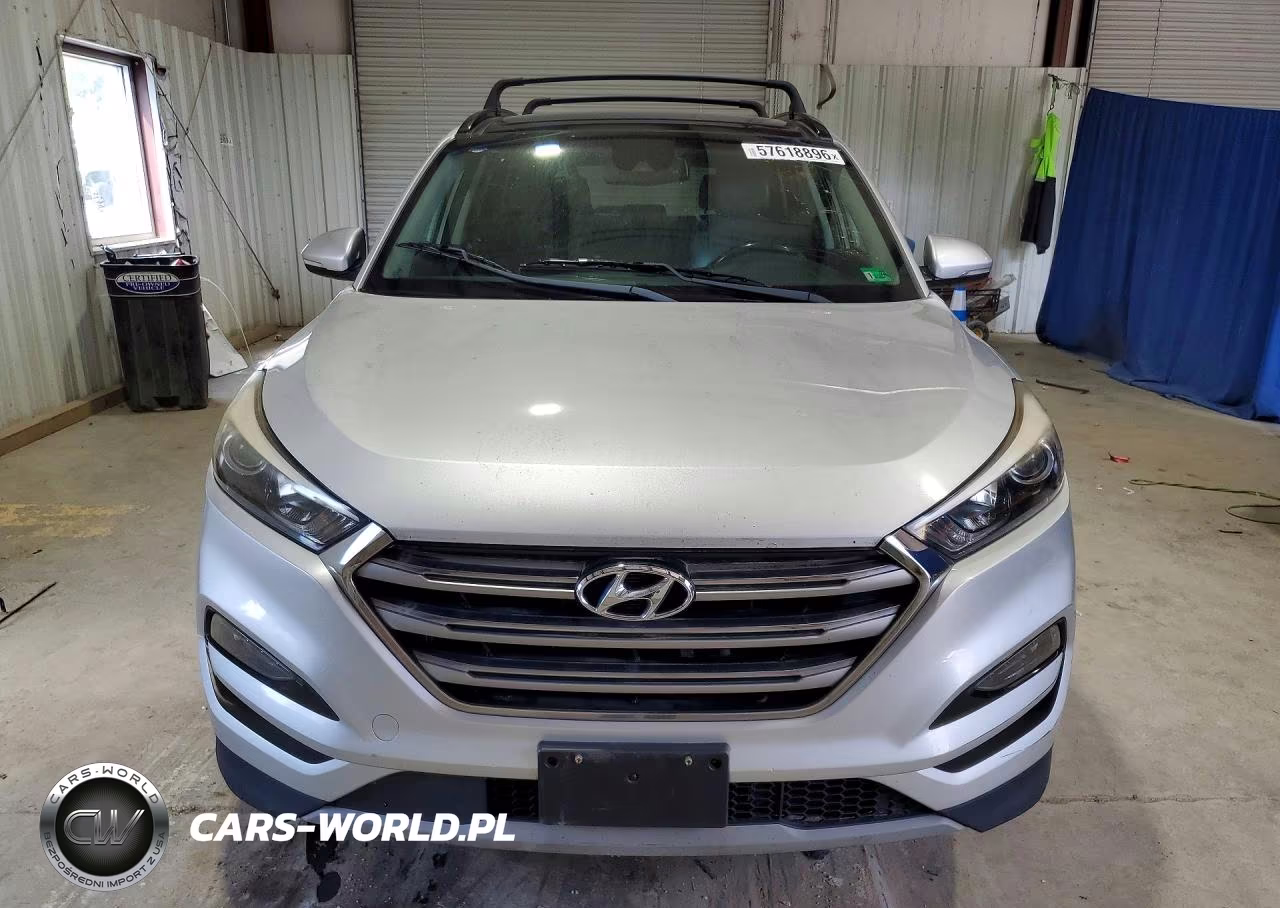 2017 Hyundai Tucson Limited VIN:KM8J3CA27HU506941 - 5