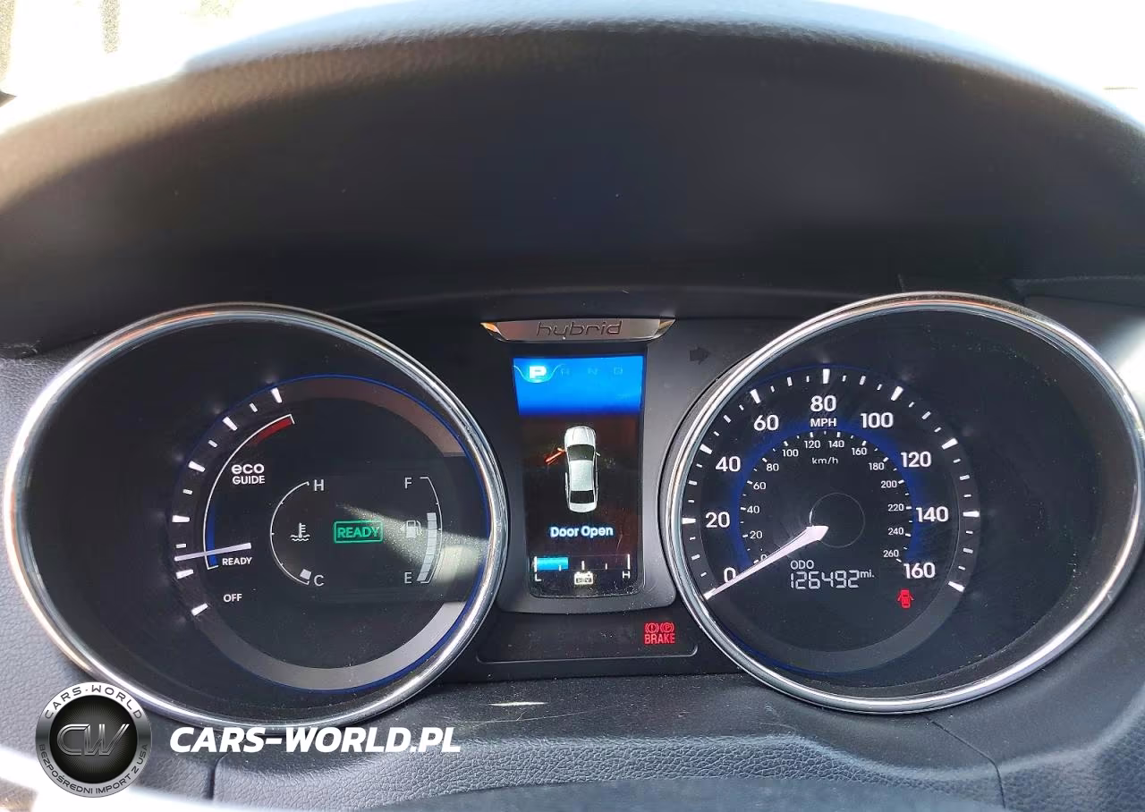 2015 Hyundai Sonata Hybrid Limited VIN:KMHEC4A40FA127979 - 9