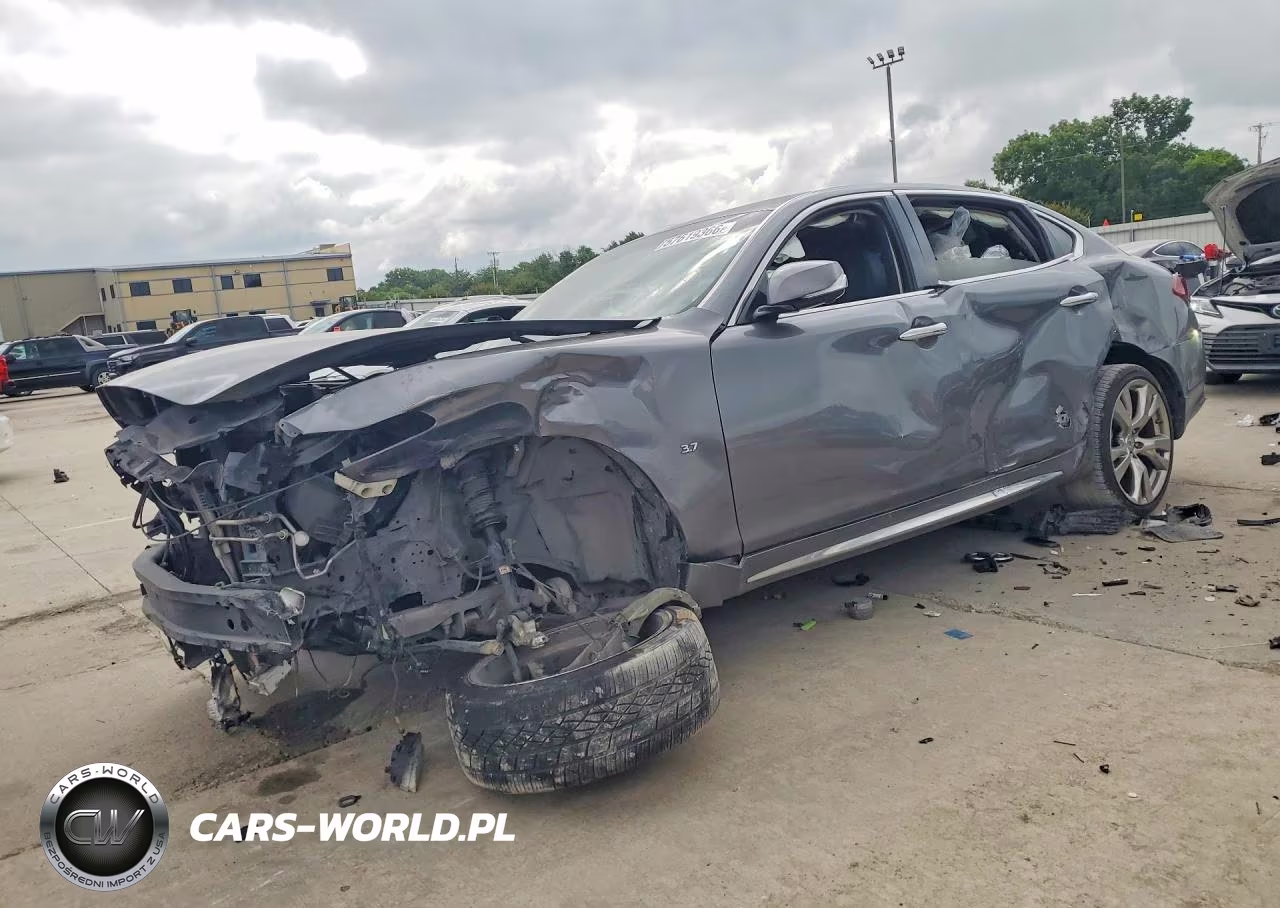 2016 Infiniti Q70L 3.7