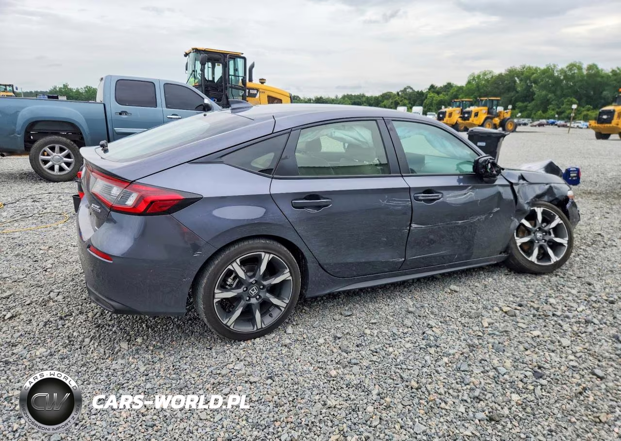 2025 Honda Civic Sport Touring VIN:JHMFL4H96SX006552 - 3