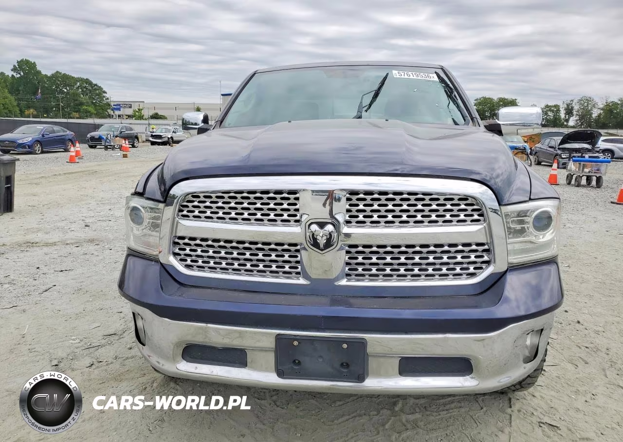 2016 Ram 1500 Laramie VIN:1C6RR7NM4GS258979 - 5