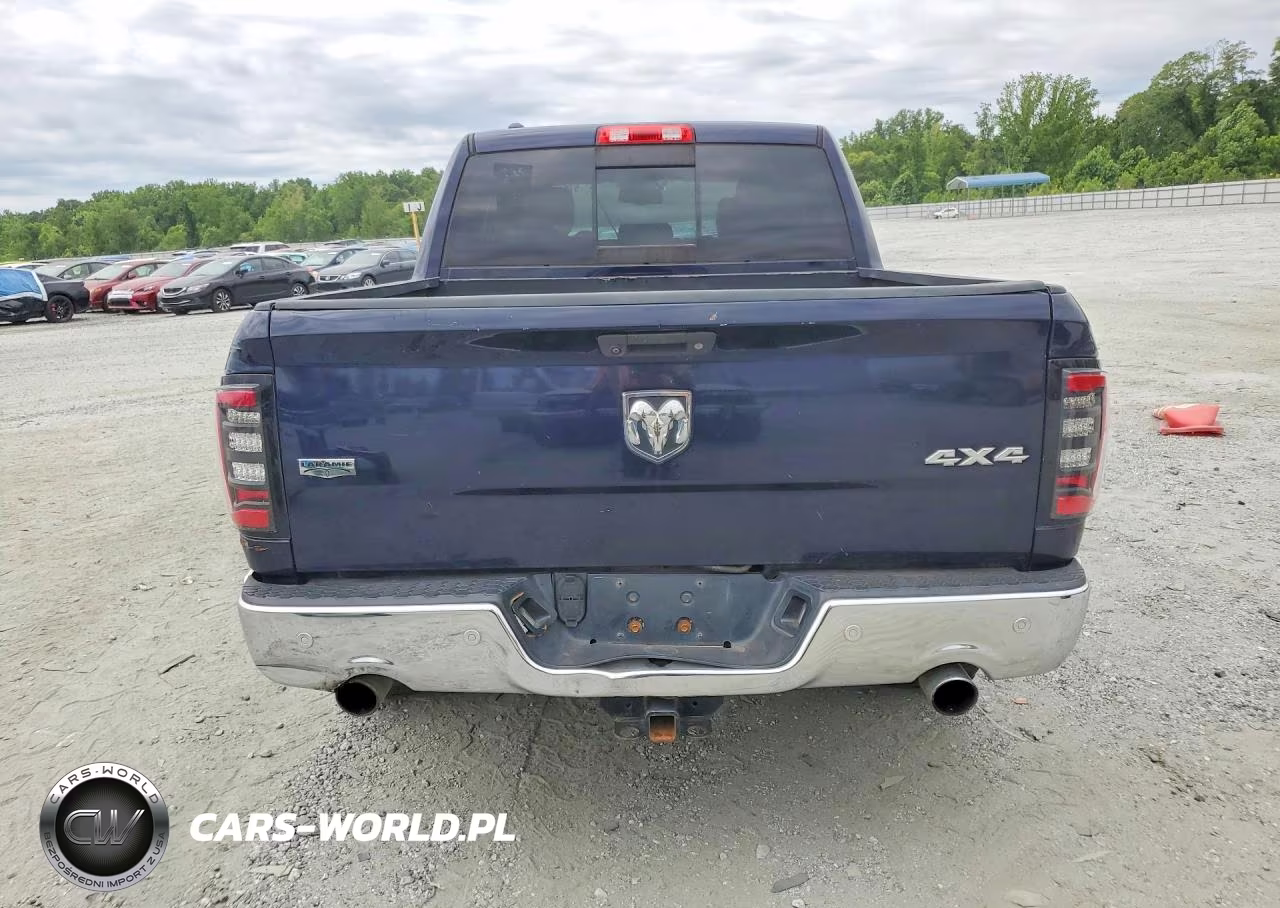 2016 Ram 1500 Laramie VIN:1C6RR7NM4GS258979 - 6