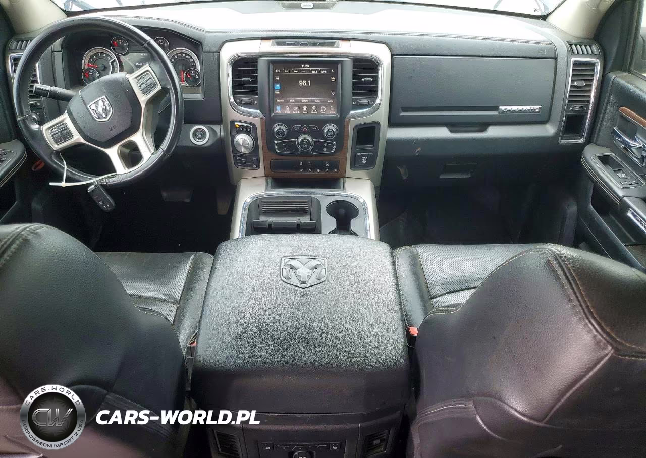 2016 Ram 1500 Laramie VIN:1C6RR7NM4GS258979 - 8
