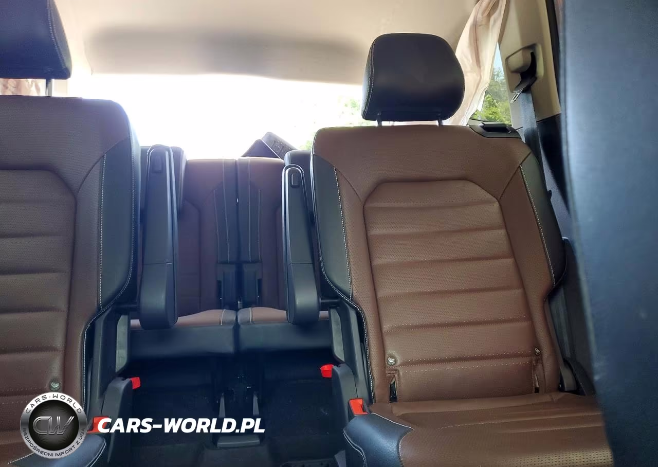 2023 Volkswagen Atlas Sel Premium R-Line VIN:1V2FR2CA9PC530698 - 10