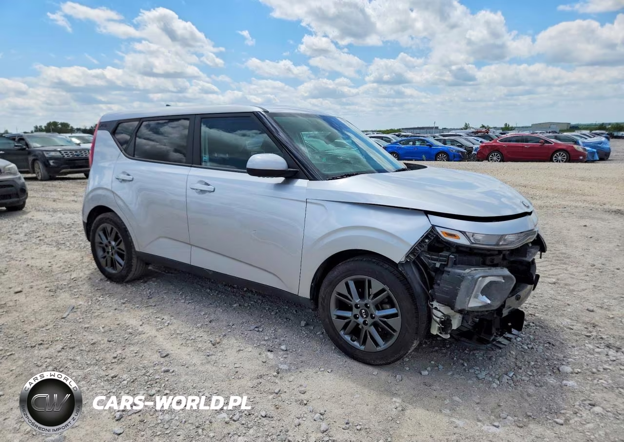 2021 Kia Soul S VIN:KNDJ23AU1M7791993 - 4