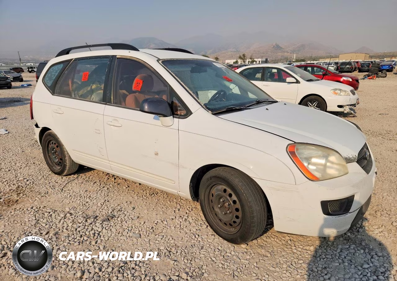2009 Kia Rondo Base VIN:KNAFG529797279625 - 4