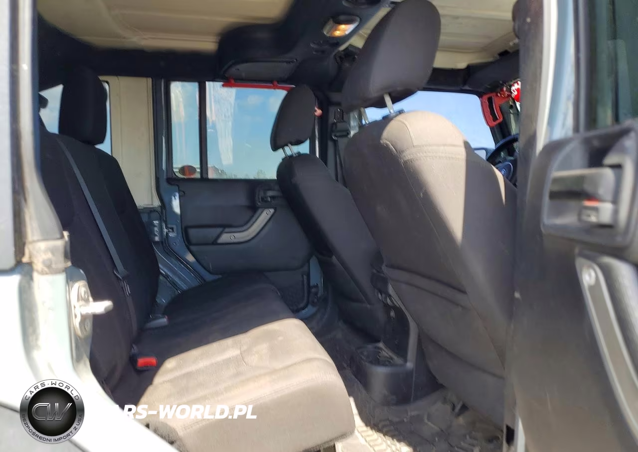 2015 Jeep Wrangler Unlimited Sport VIN:1C4BJWDG6FL726422 - 10