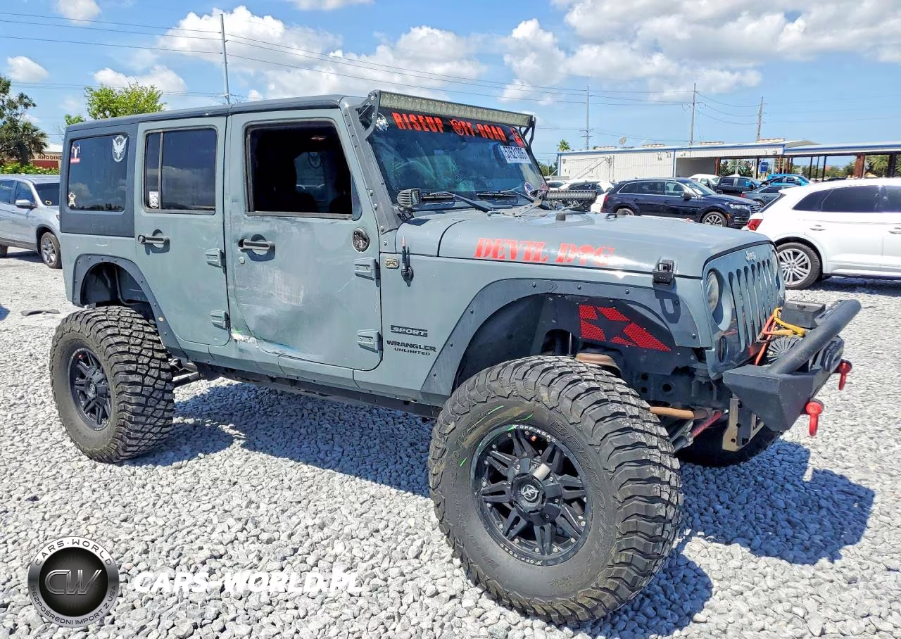 2015 Jeep Wrangler Unlimited Sport VIN:1C4BJWDG6FL726422 - 4