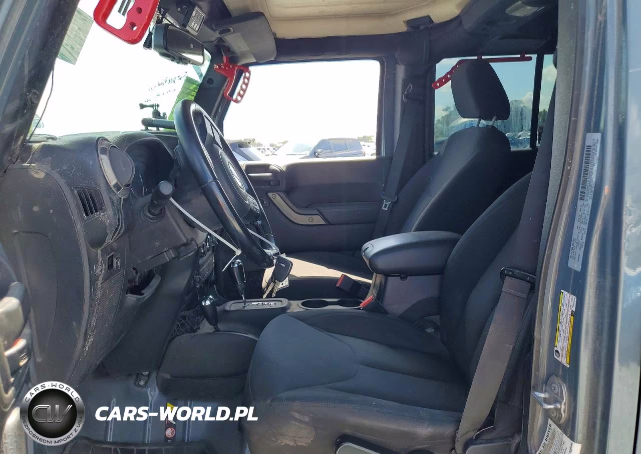 2015 Jeep Wrangler Unlimited Sport VIN:1C4BJWDG6FL726422 - 7