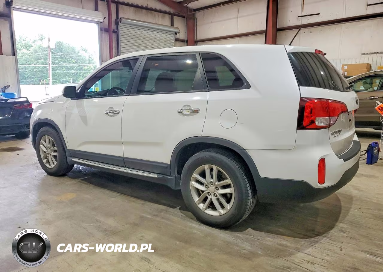 2015 Kia Sorento Lx VIN:5XYKT3A64FG568923 - 2