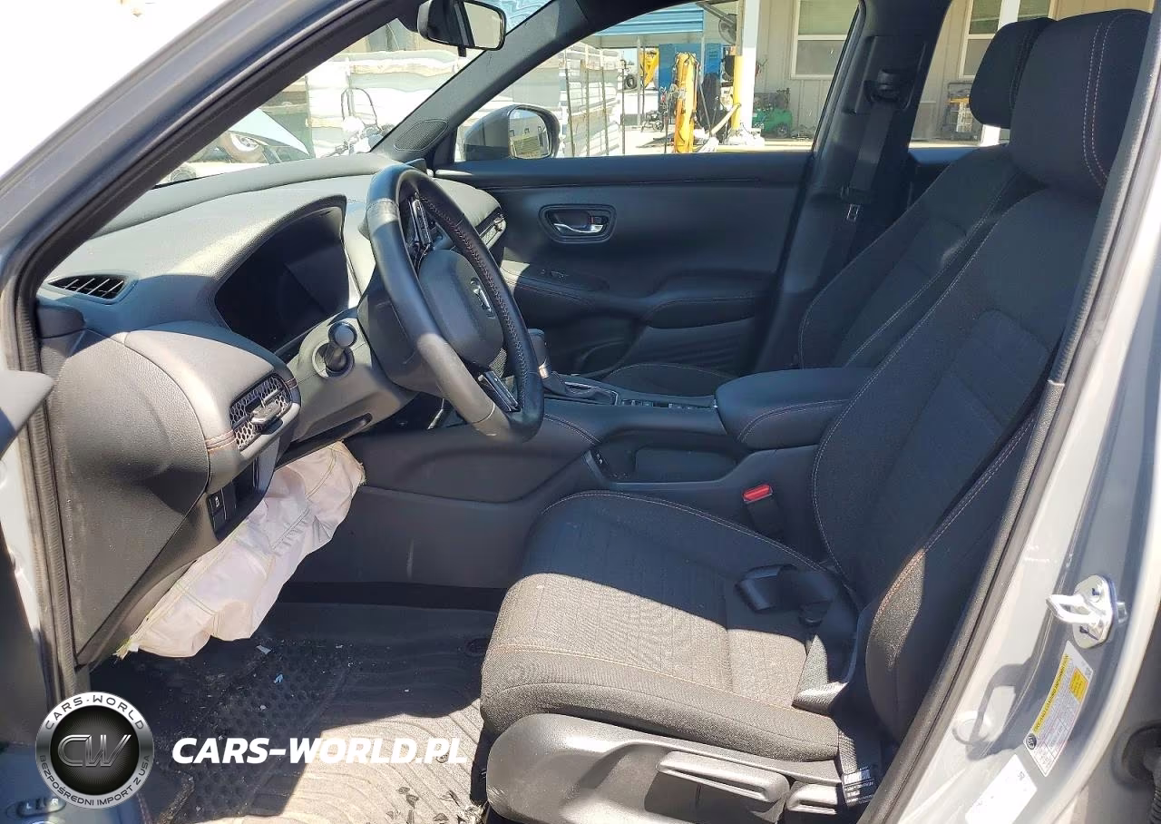 2025 Honda Hr-V Sport VIN:3CZRZ1H57SM754963 - 7