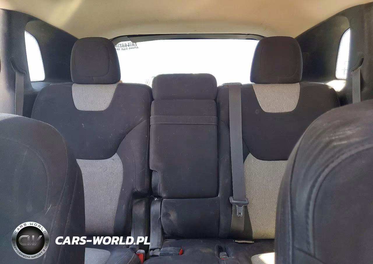 2014 Jeep Cherokee Latitude VIN:1C4PJMCB8EW203769 - 10