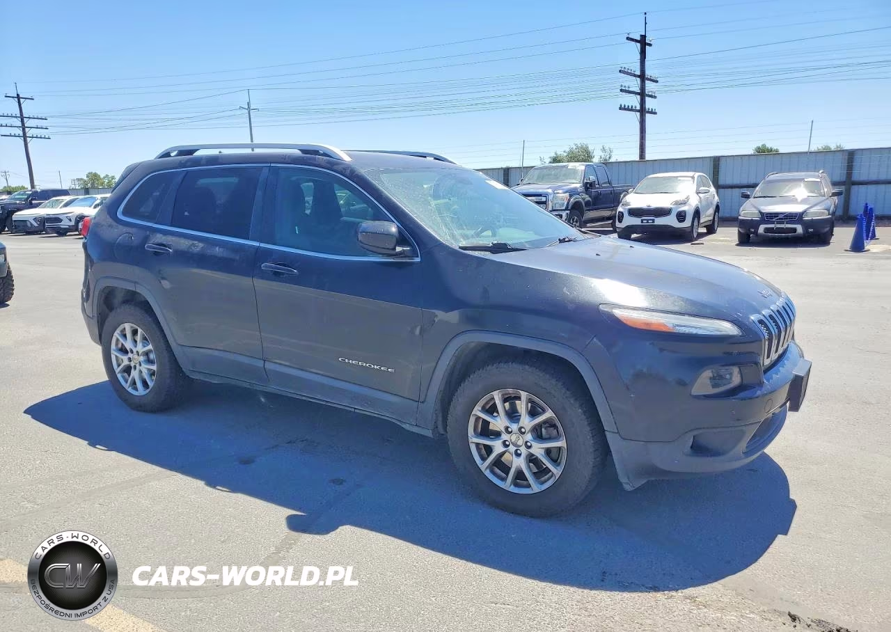 2014 Jeep Cherokee Latitude VIN:1C4PJMCB8EW203769 - 4