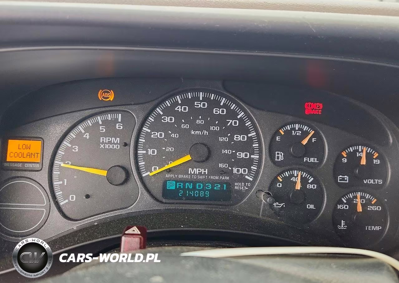 2001 Chevrolet Suburban K1500 VIN:3GNFK16T01G251102 - 9