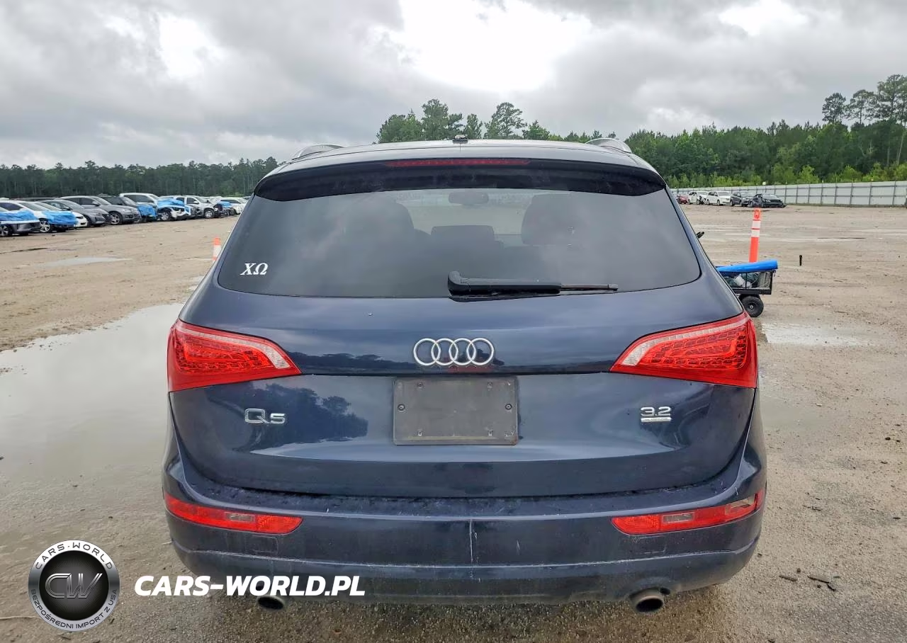 2010 Audi Q5 Premium Plus VIN:WA1LKAFPXAA012230 - 6