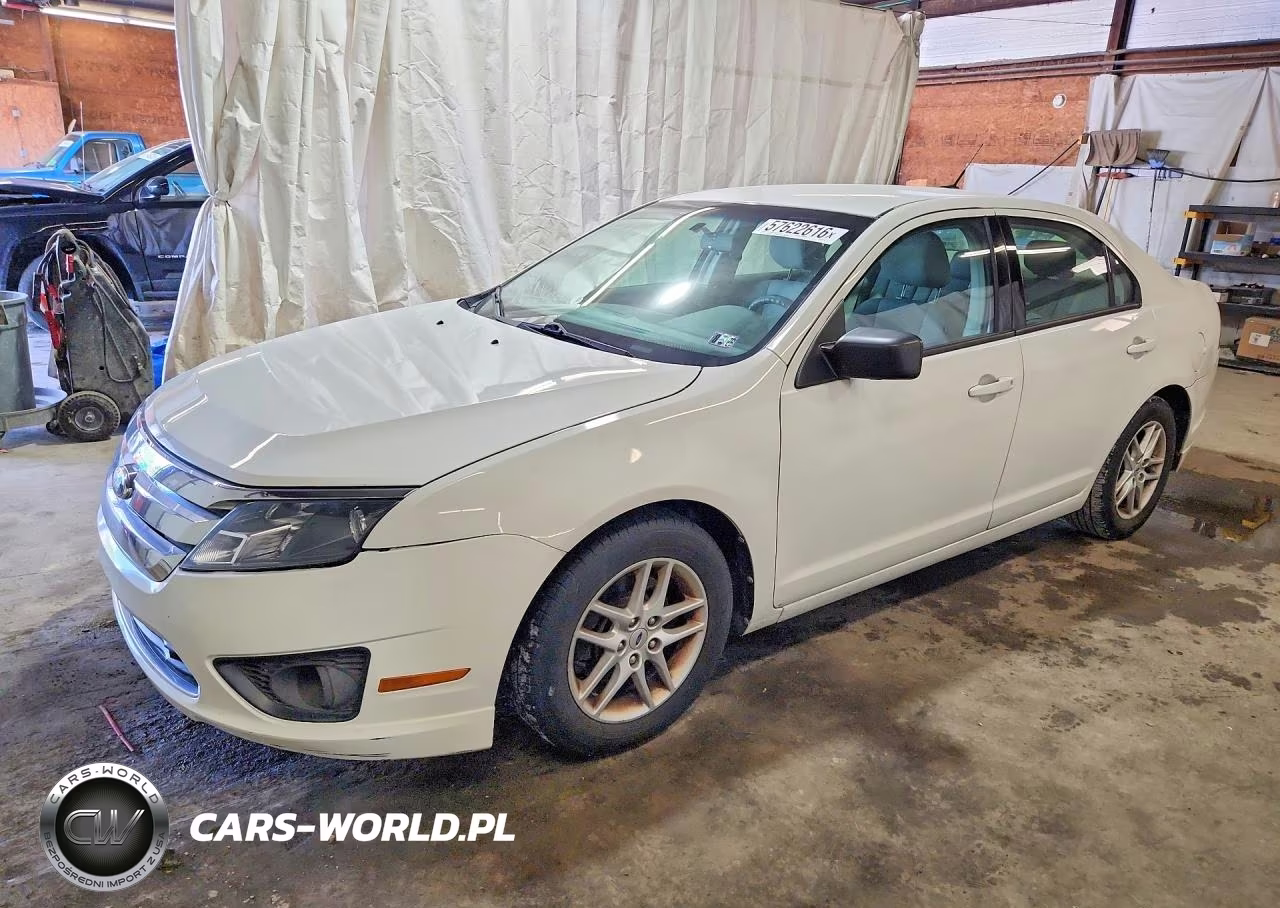 2012 Ford Fusion S