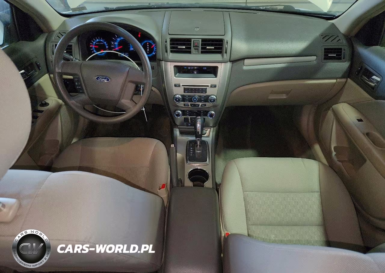2012 Ford Fusion S VIN:3FAHP0GA5CR142710 - 8