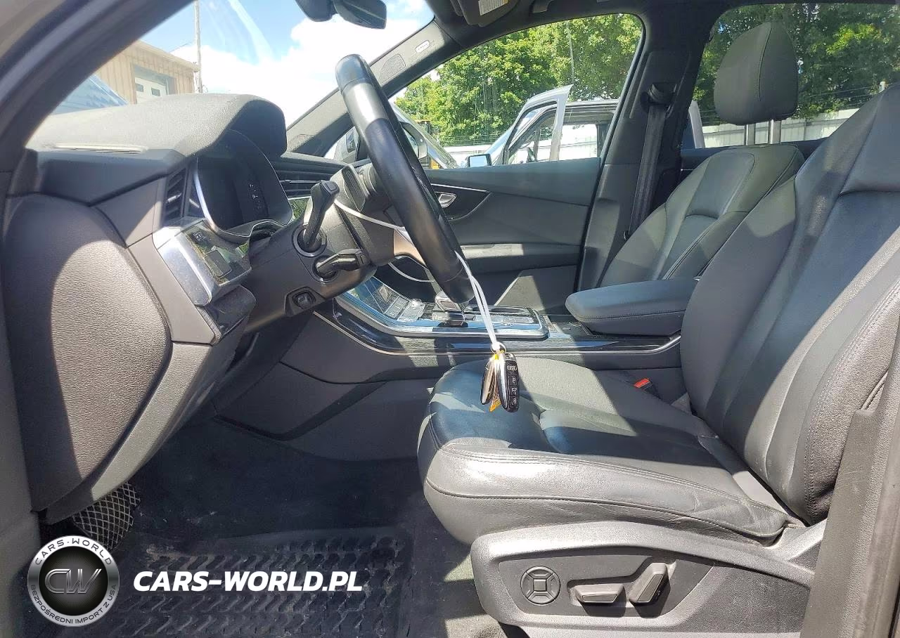 2020 Audi Q7 Premium Plus VIN:WA1LXAF76LD004841 - 7