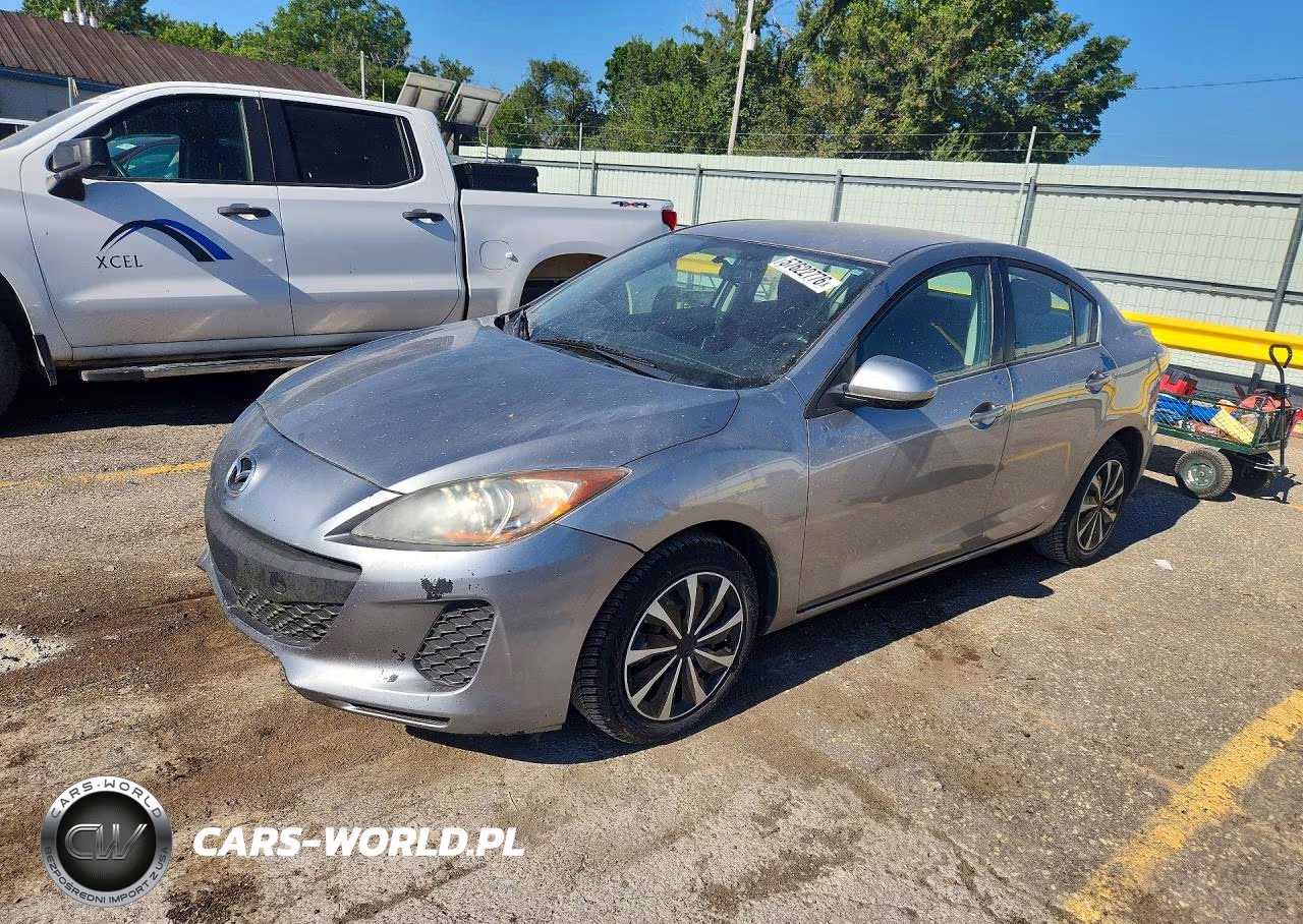 2013 Mazda 3 I