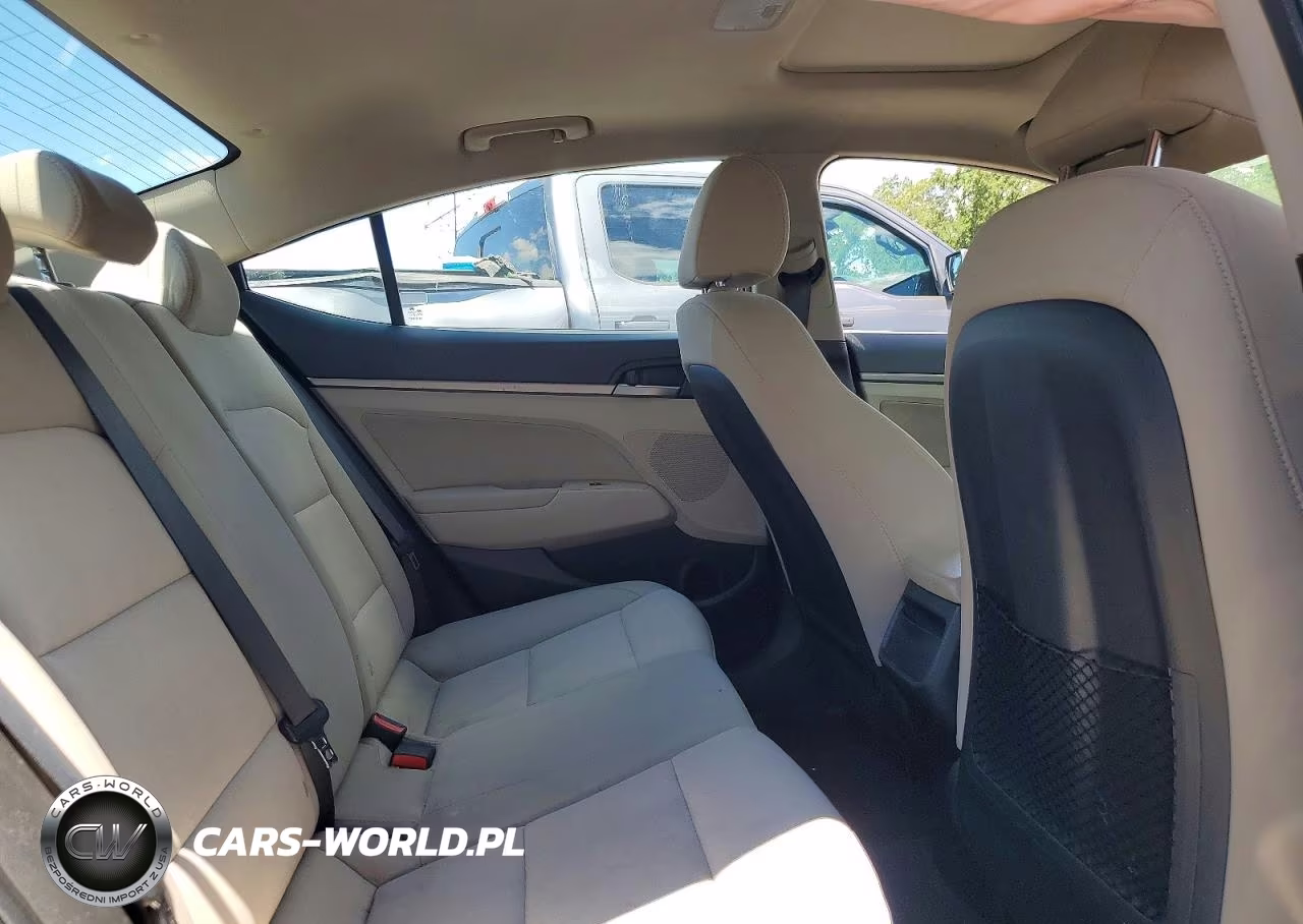 2018 Hyundai Elantra Value Edition VIN:5NPD84LF2JH222397 - 10
