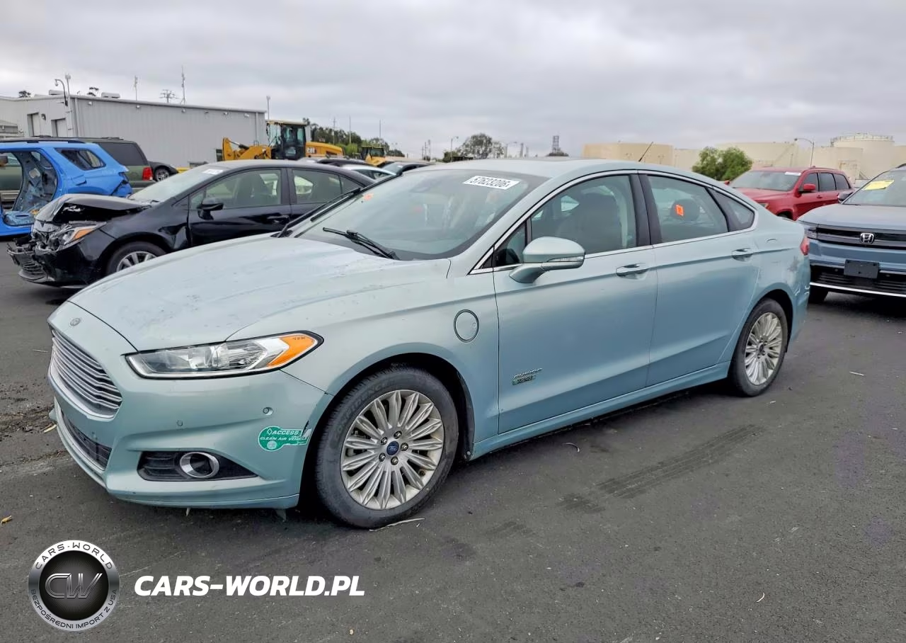 2014 Ford Fusion Titanium Phev – zdjęcie 1 z 12