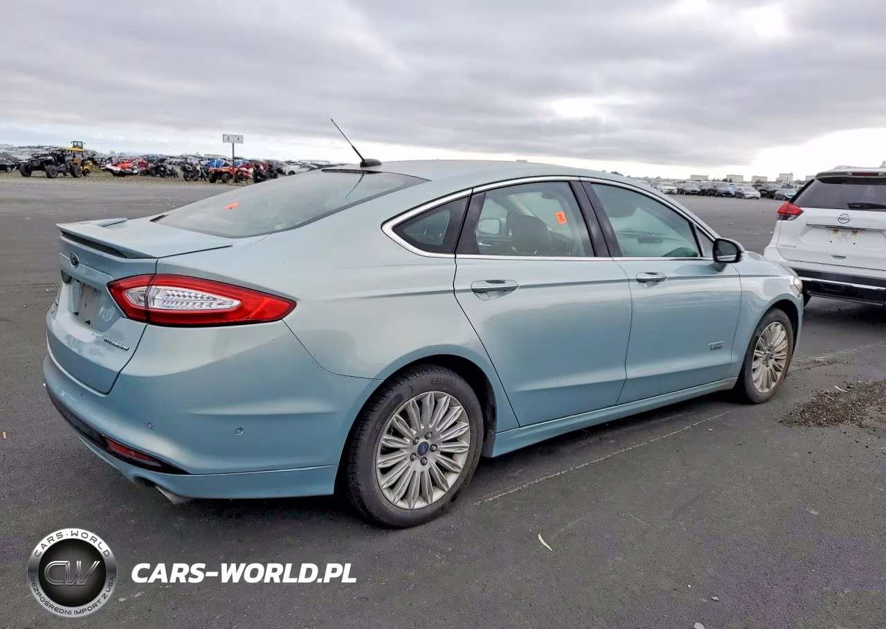 2014 Ford Fusion Titanium Phev VIN:3FA6P0SU9ER122505 - 3