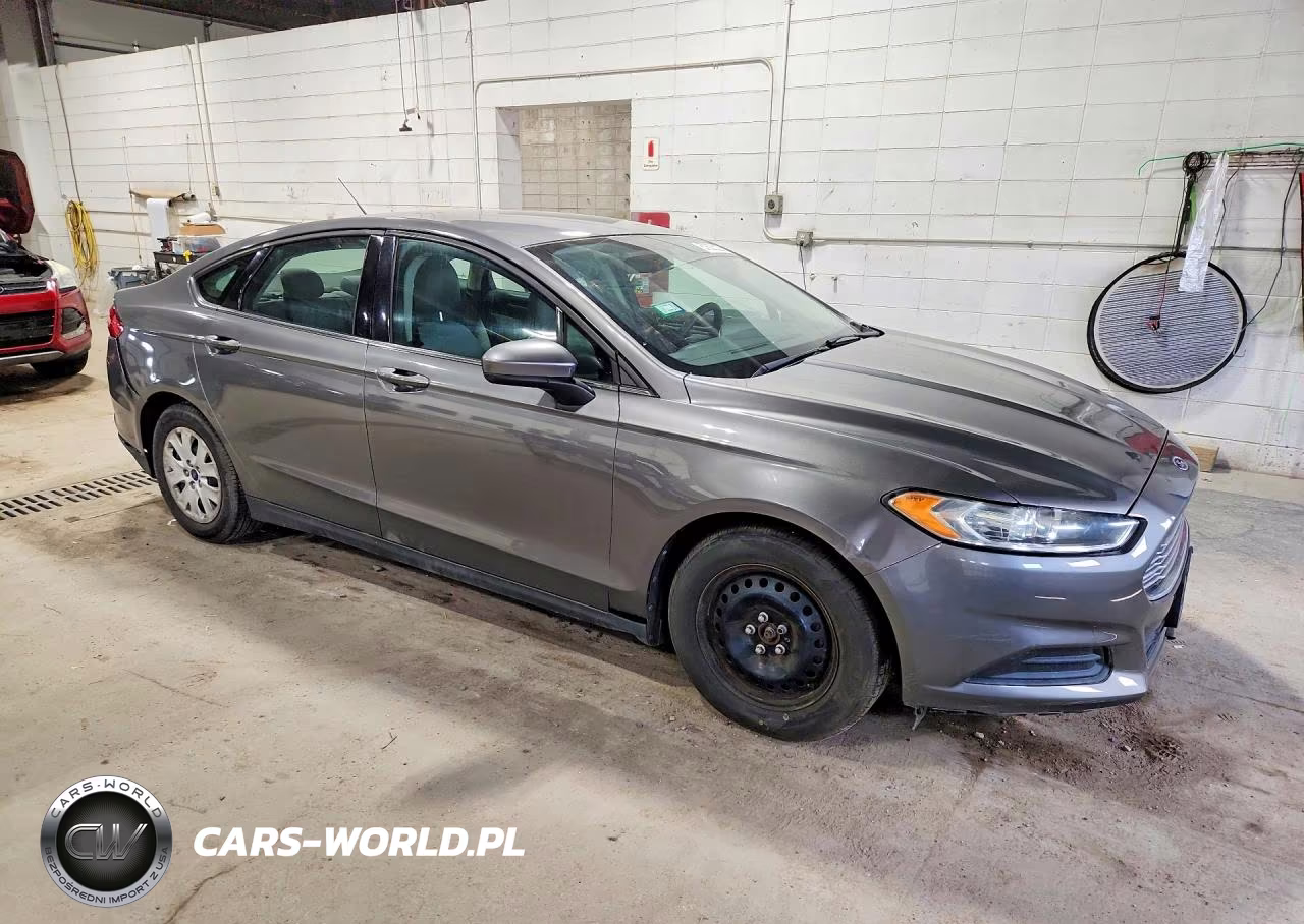 2013 Ford Fusion 4D VIN:3FA6P0G76DR125718 - 4