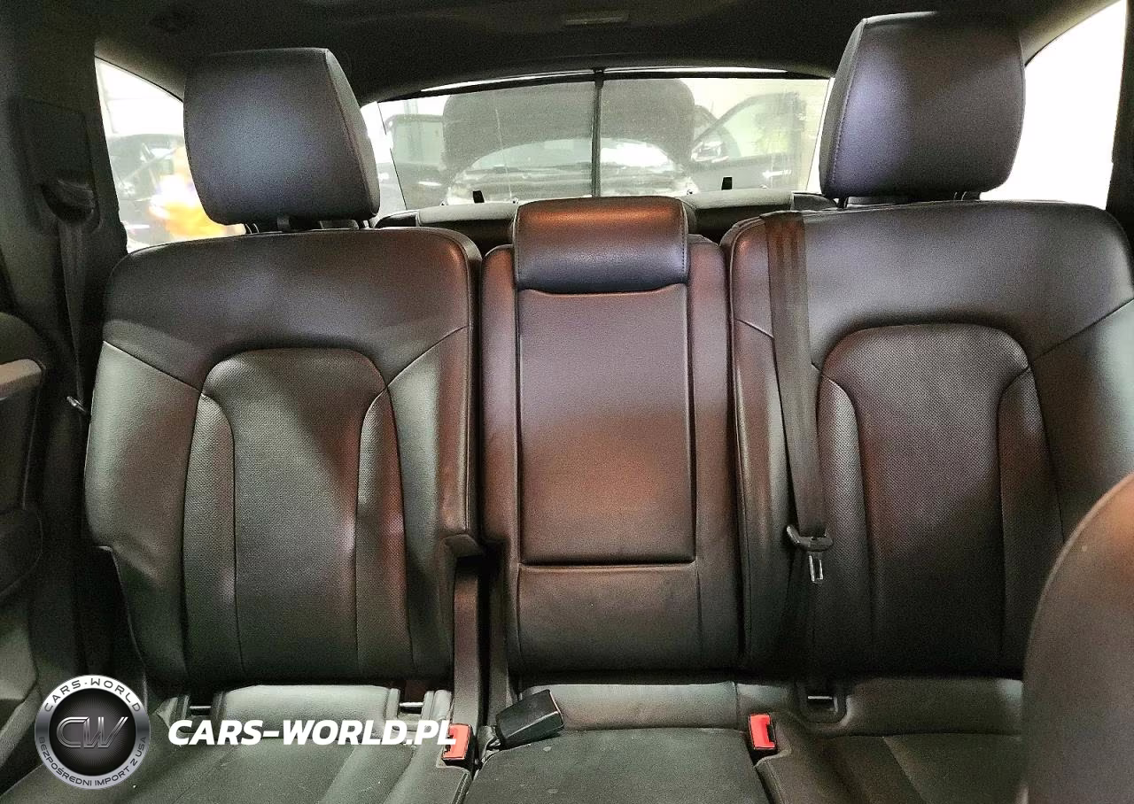 2013 Audi Q7 Prestige VIN:WA1DGAFEXDD015698 - 10