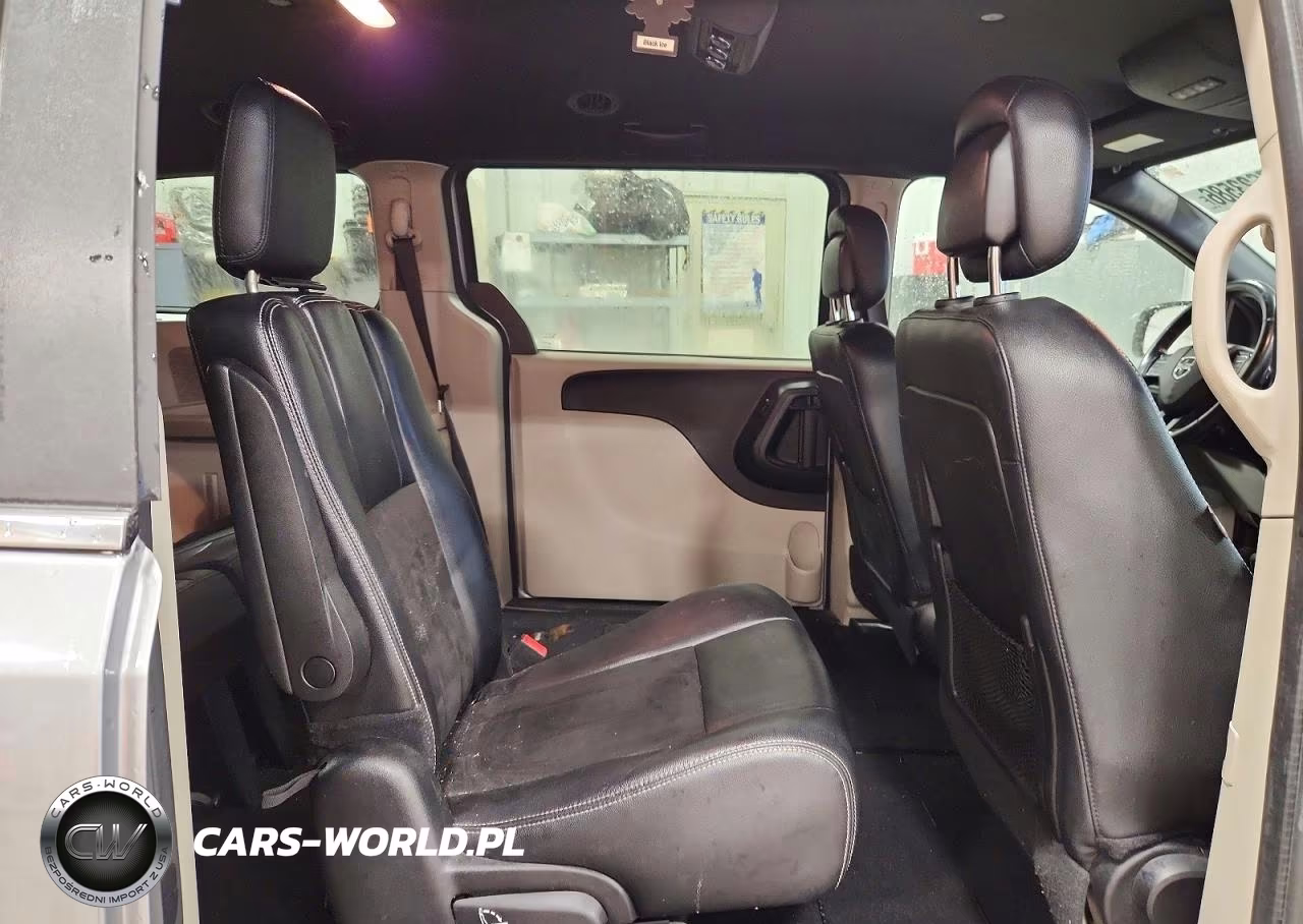 2019 Dodge Grand Caravan Sxt VIN:2C4RDGCG4KR677011 - 11