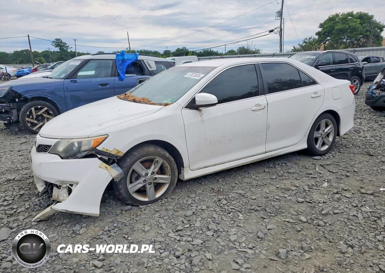 2014 Toyt Camry – zdjęcie 1 z 12