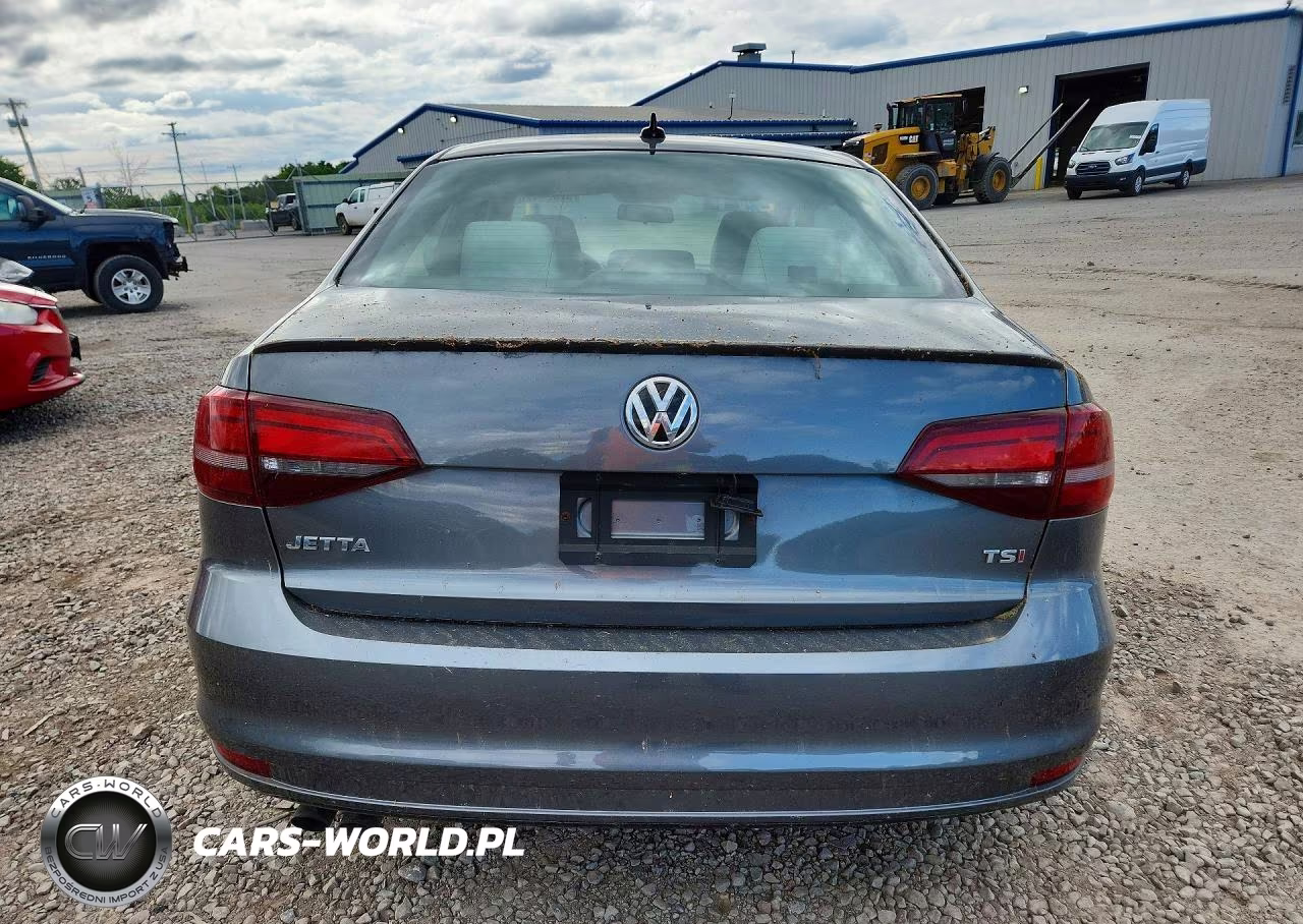 2017 Volkswagen Jetta Sport VIN:3VWD17AJ0HM388710 - 6