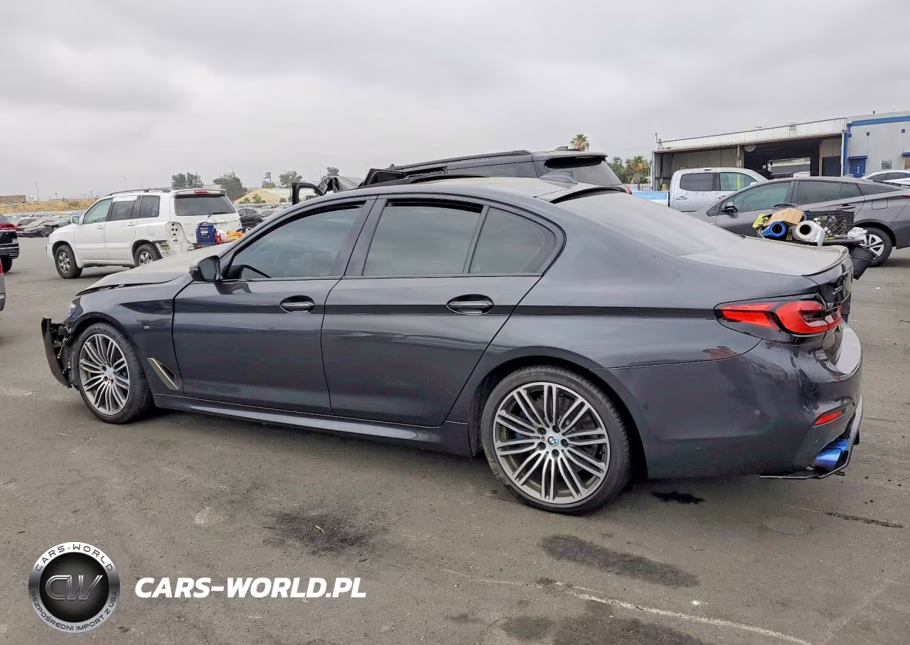 2018 BMW M550Xi VIN:WBAJB9C57JG463639 - 2
