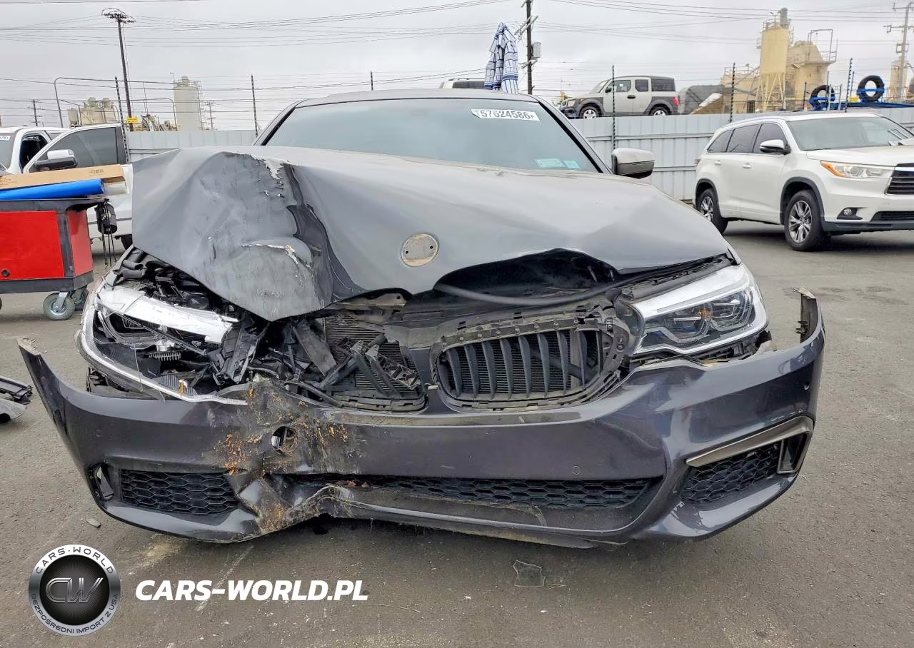 2018 BMW M550Xi VIN:WBAJB9C57JG463639 - 5