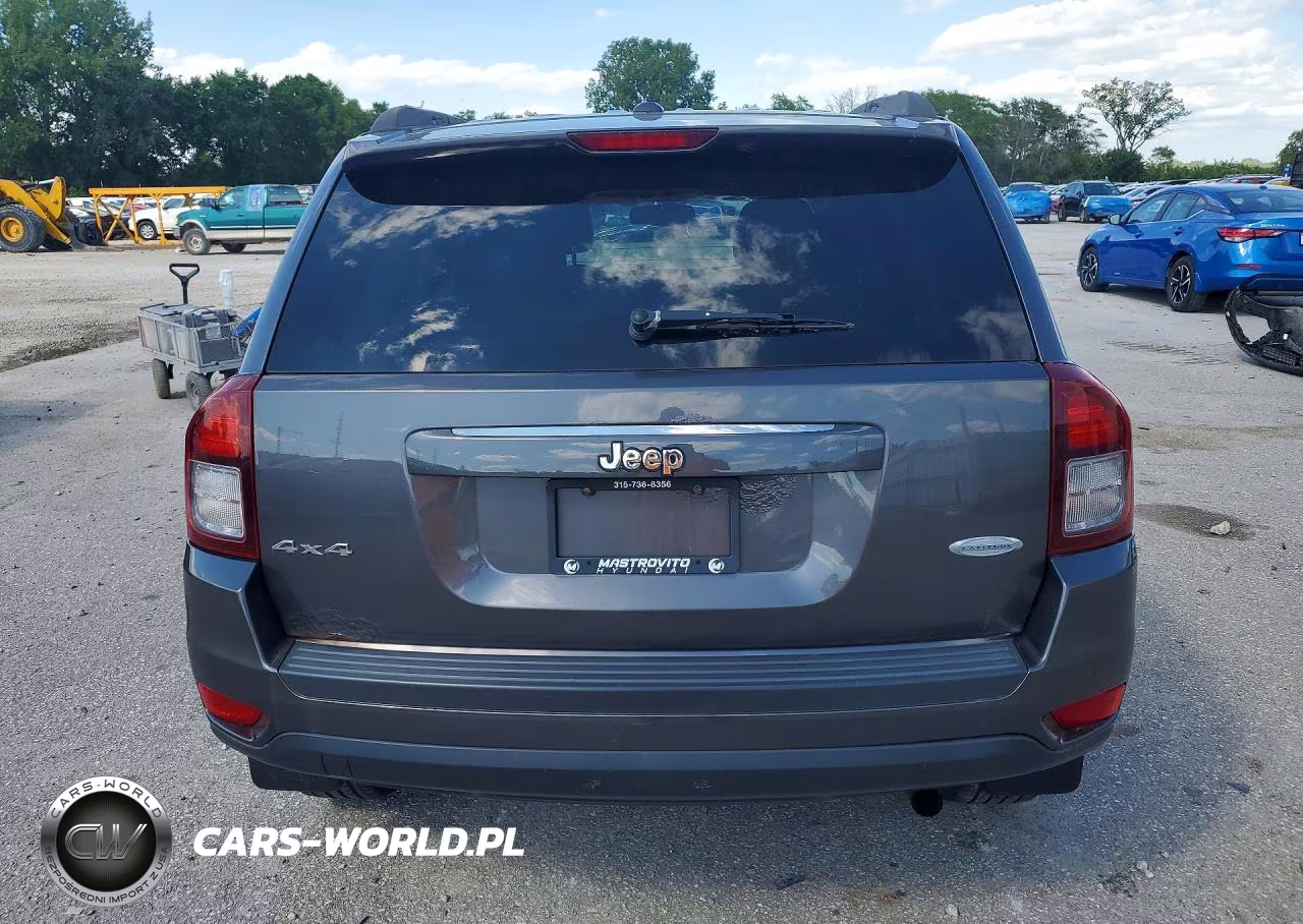 2014 Jeep Compass Latitude VIN:1C4NJDEB9ED822624 - 6