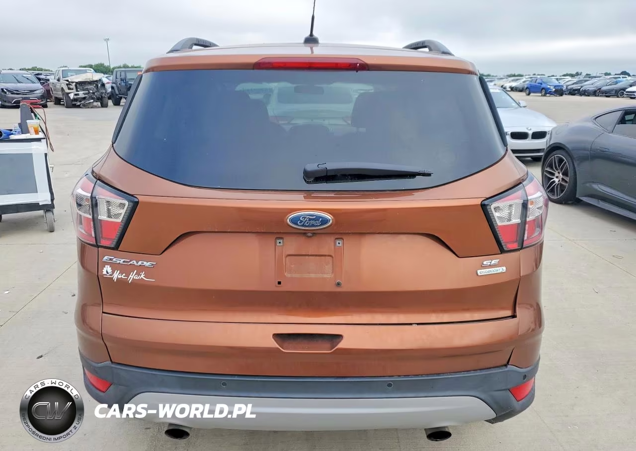 2017 Ford Escape Se VIN:1FMCU0GD5HUC64647 - 6