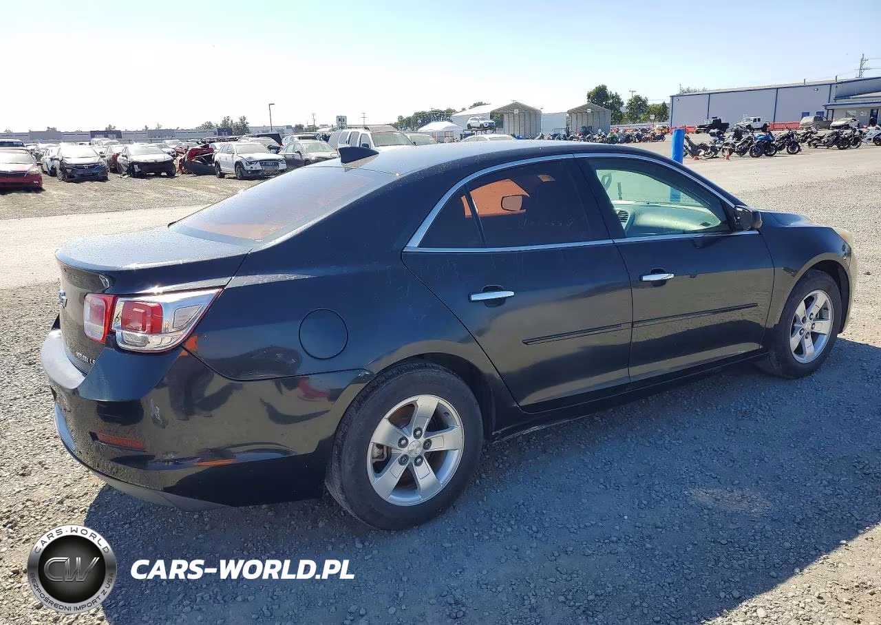 2015 Chevrolet Malibu Ls VIN:1G11B5SL9FF305143 - 3